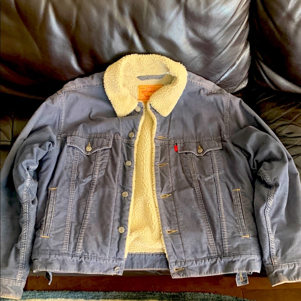 Levi’s Men's Velvet Trucker Sherpa Jacket